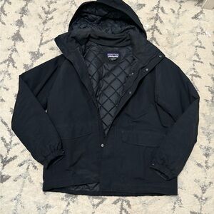 Patagonia Men's Black Hooded Jacket
